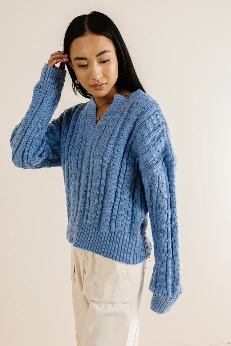 Knit sweater in blue 