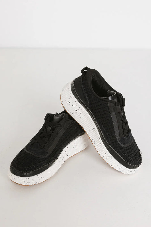 Knit sneakers in black 