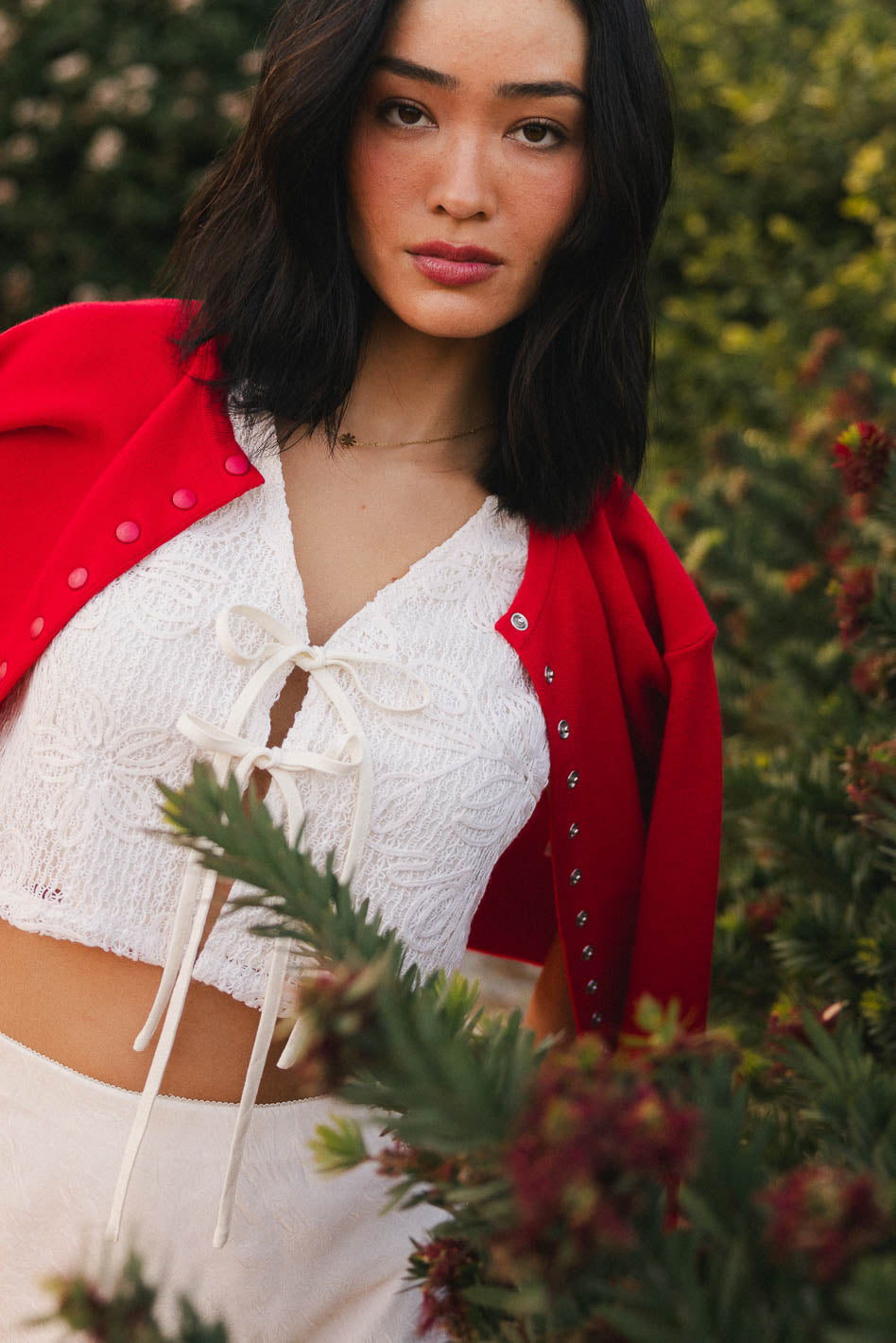 Embroidered vest in oatmeal