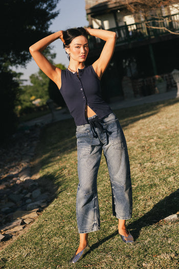 Plain color top in navy 