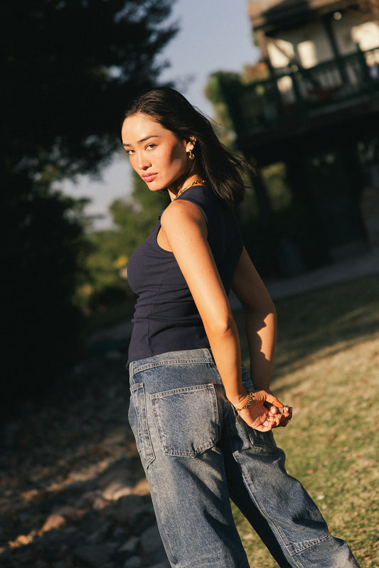 Sleeveless top in navy 