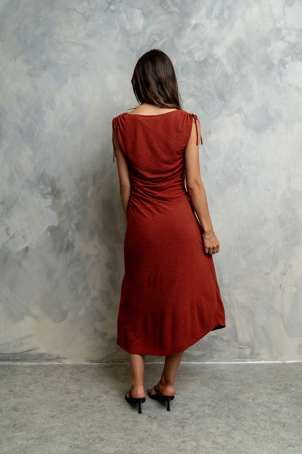 Remi Textured Maxi Dress in Brick