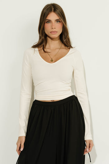 Hanna V-Neck Fitted Top in Ivory