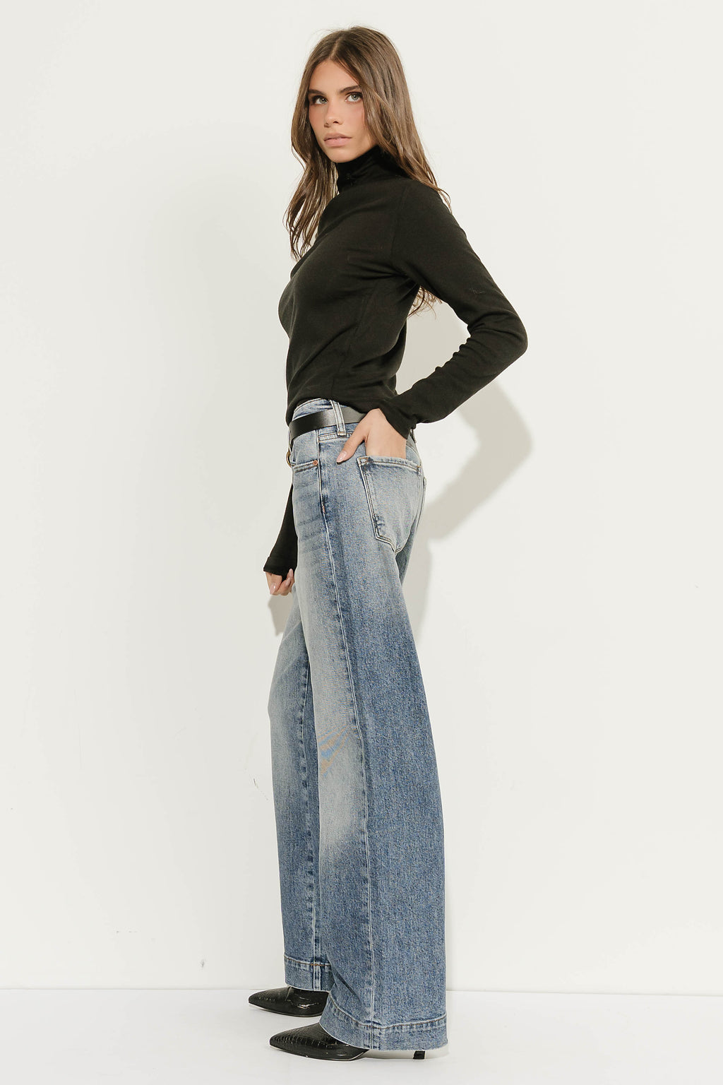 Noor Turtle Neck Top