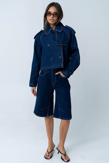 Alden Bermuda Shorts in Dark Wash