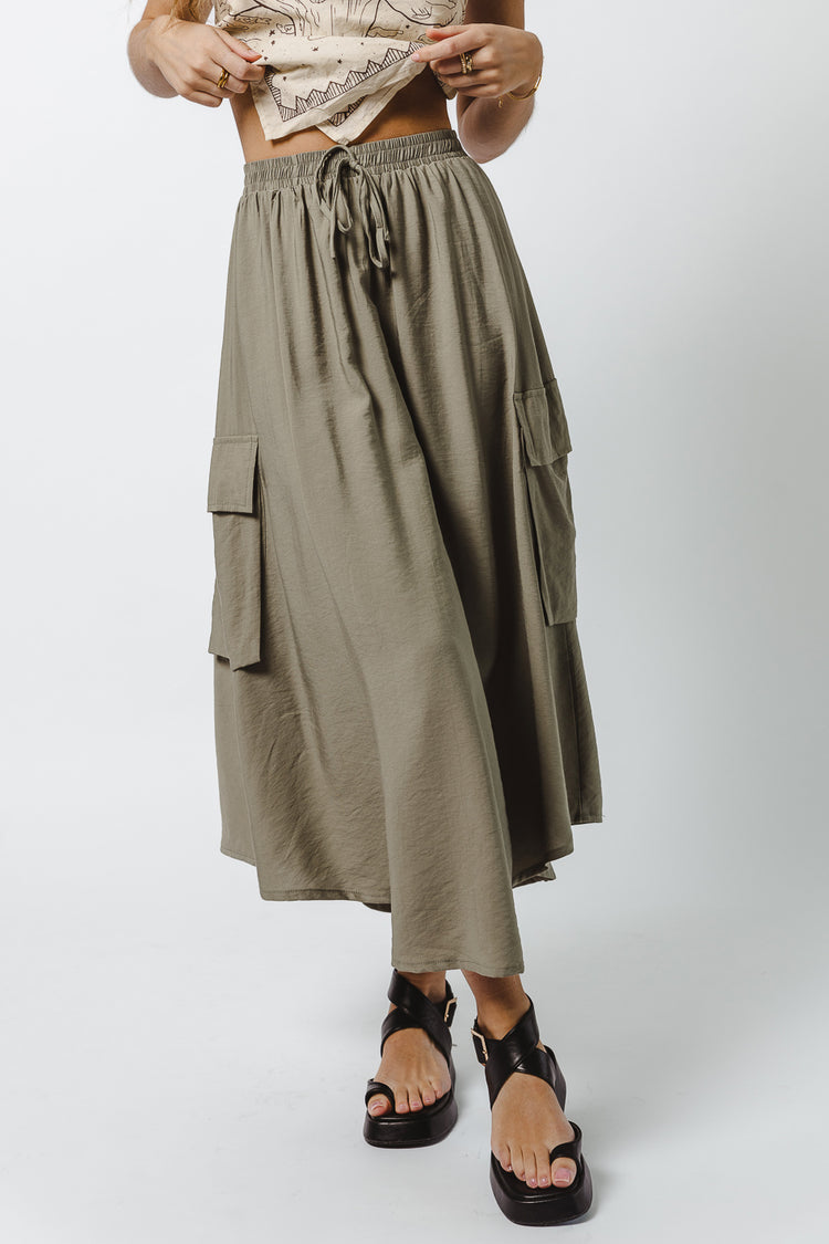 skirt with elastic waistband