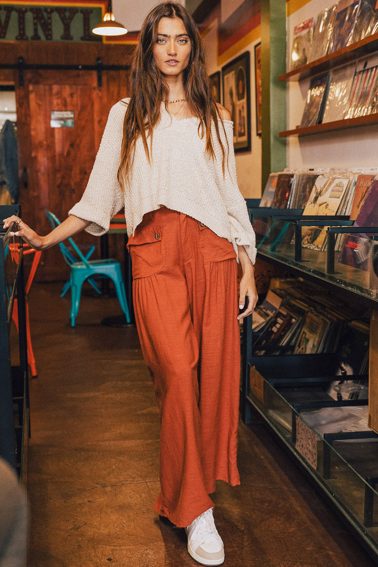 wide leg pants with oversized top