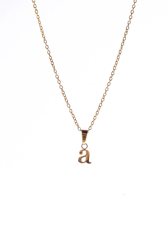 Gold initial necklace with a letter 