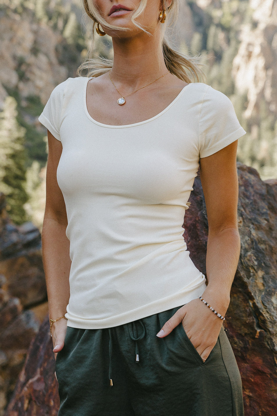 U-Neck top in ivory 