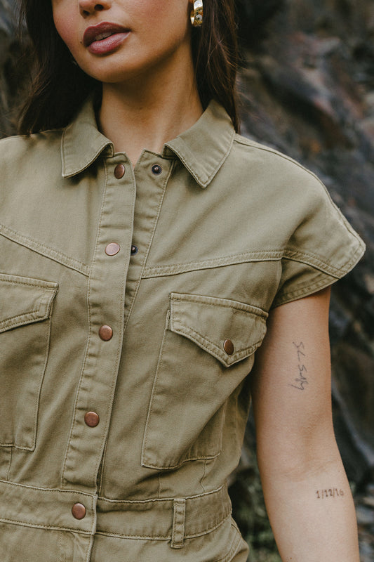 Five snap button cargo dress in olive 
