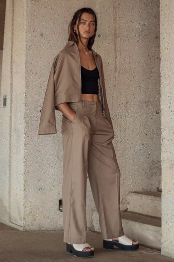 Long sleeves cropped jacket in mocha