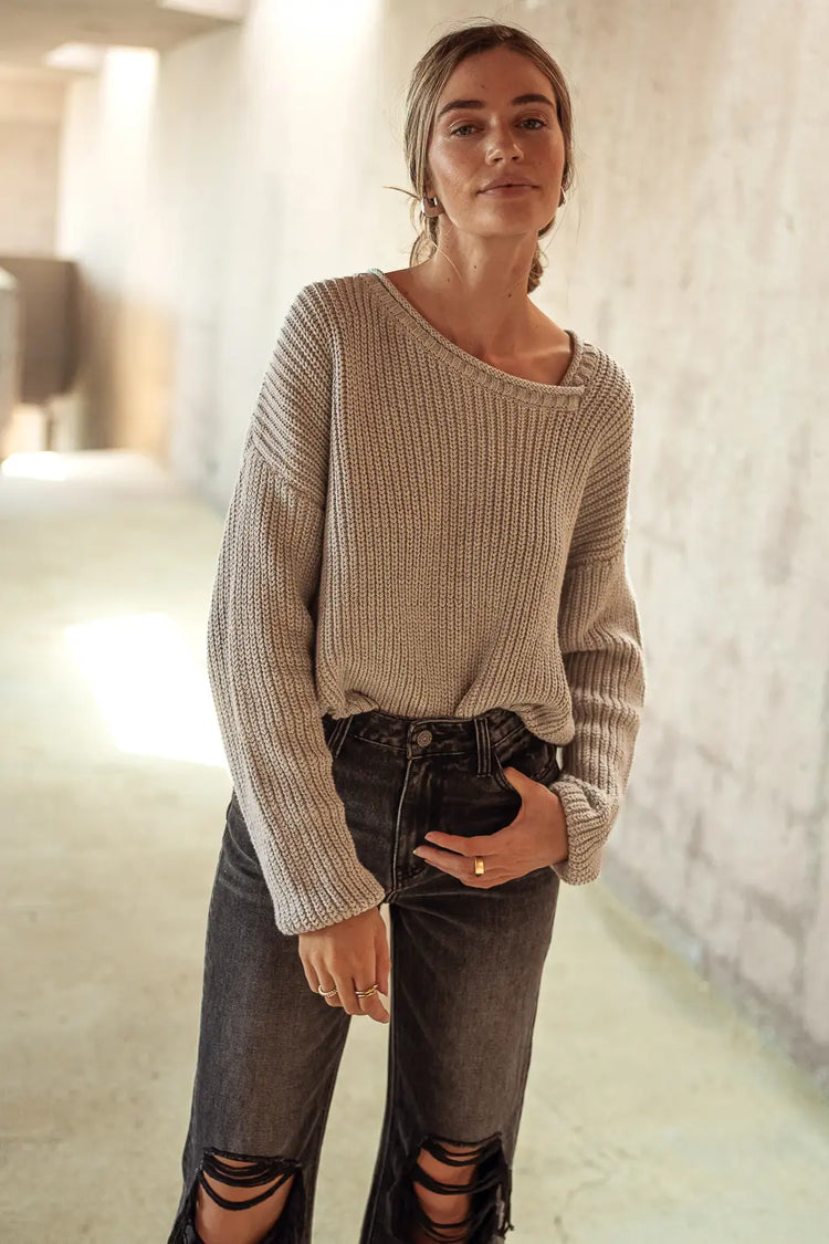 Boxy fit sweater in grey 