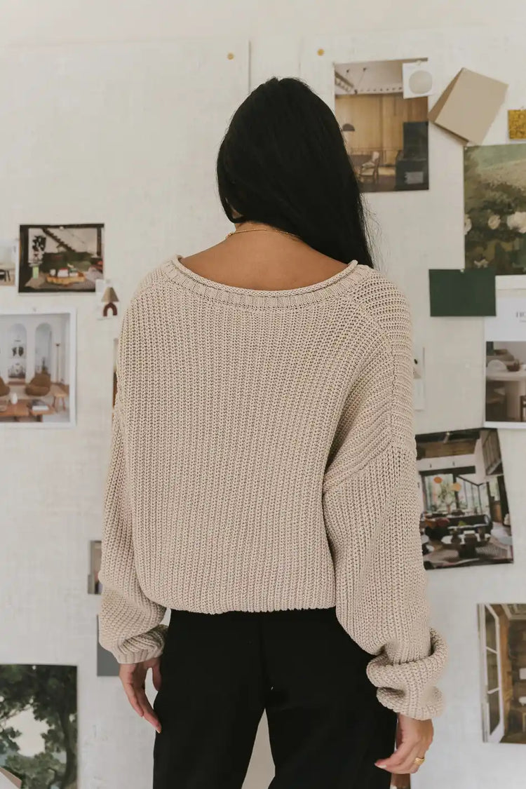 wide neck sweater in cream 