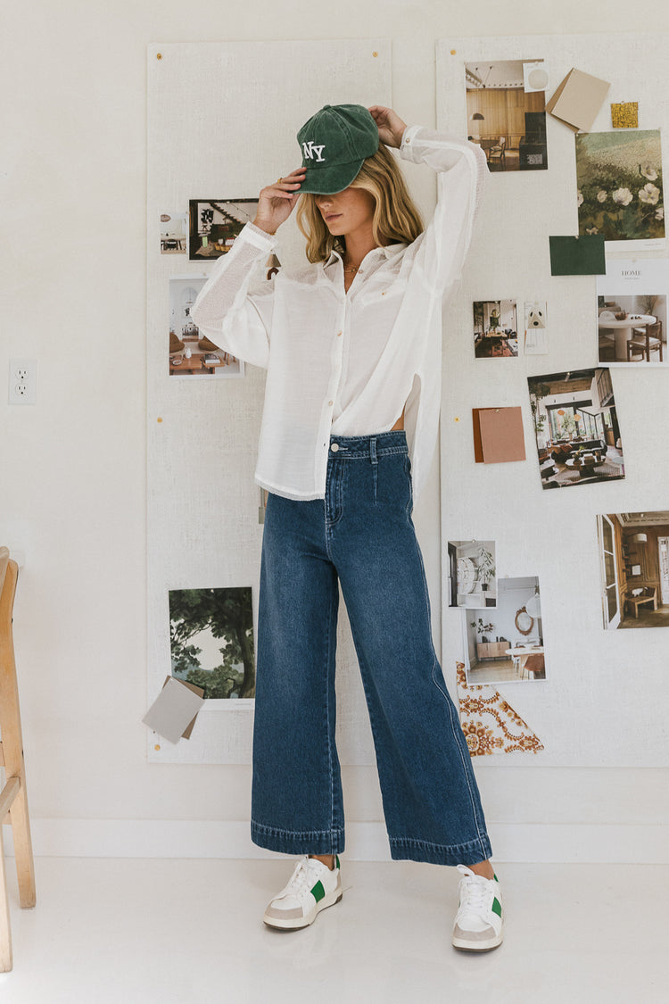 straight leg denim with white button up top