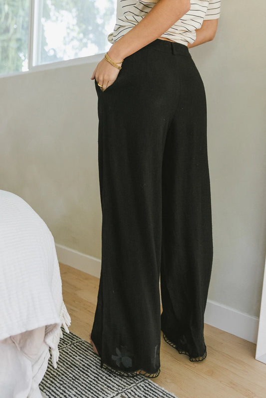 Woven embroidered pants in black  