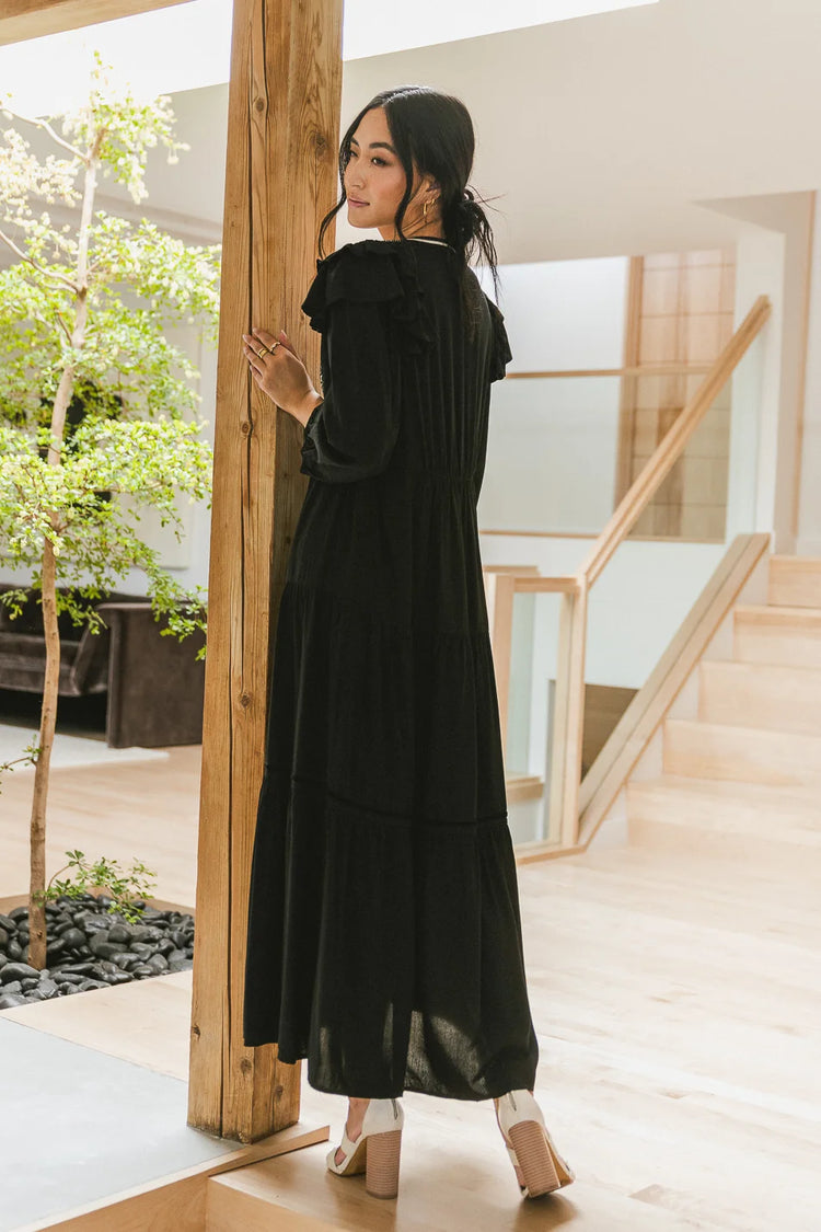 3/4 sleeves embroidered dress in black 