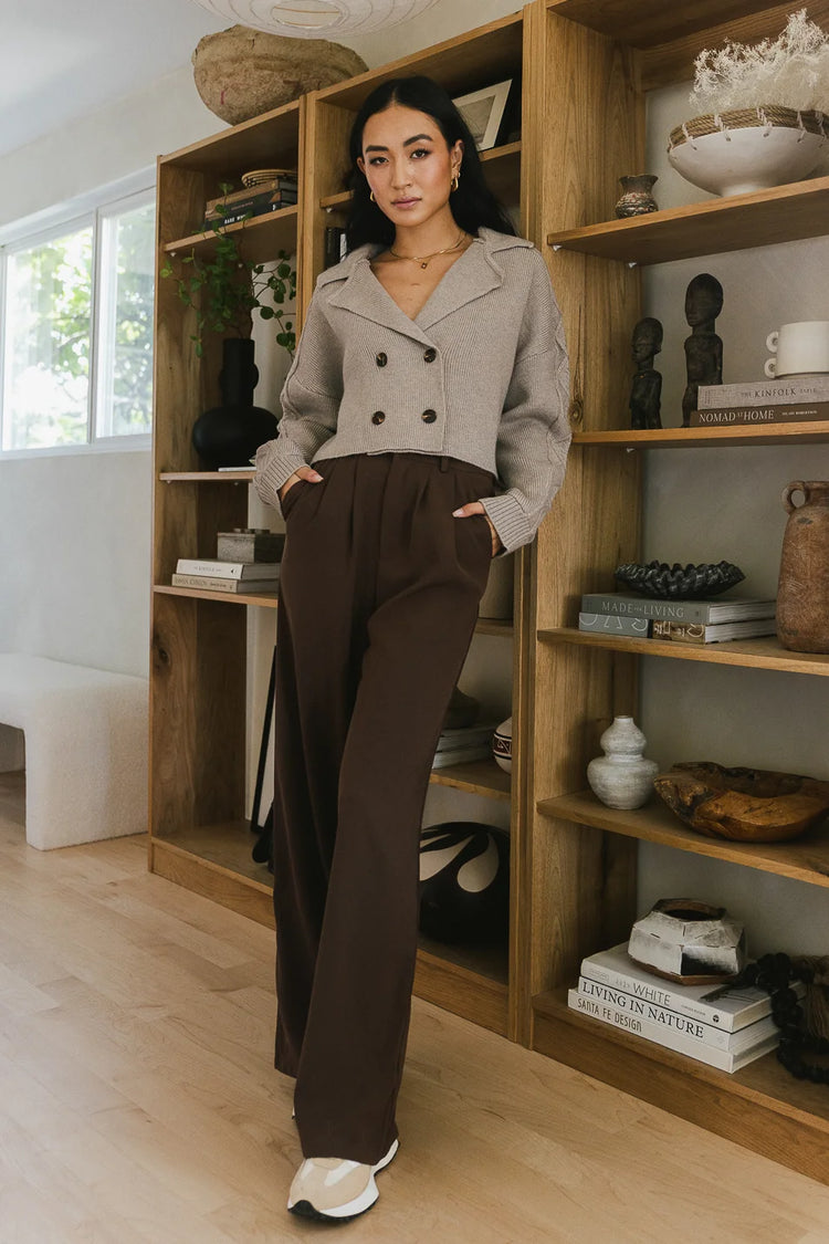 Cropped cardigan [aired with a wide leg bottom 