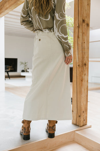 Maxi skirt in taupe 