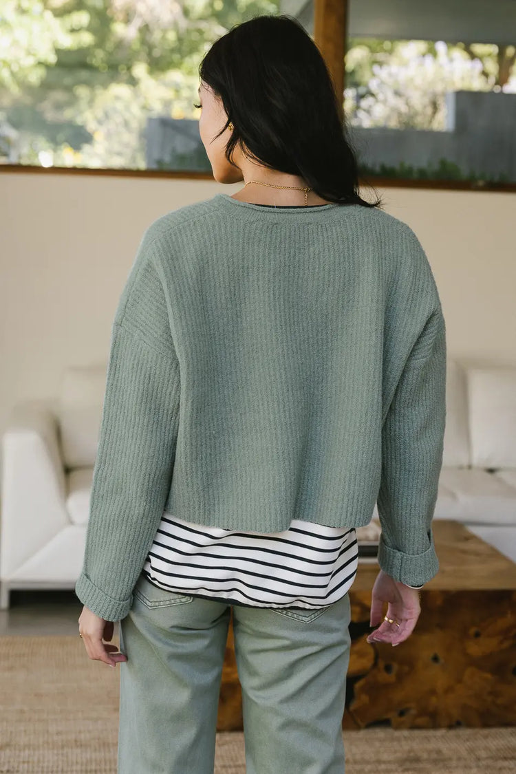 Lyra V-Neck Sweater in Sage | böhme