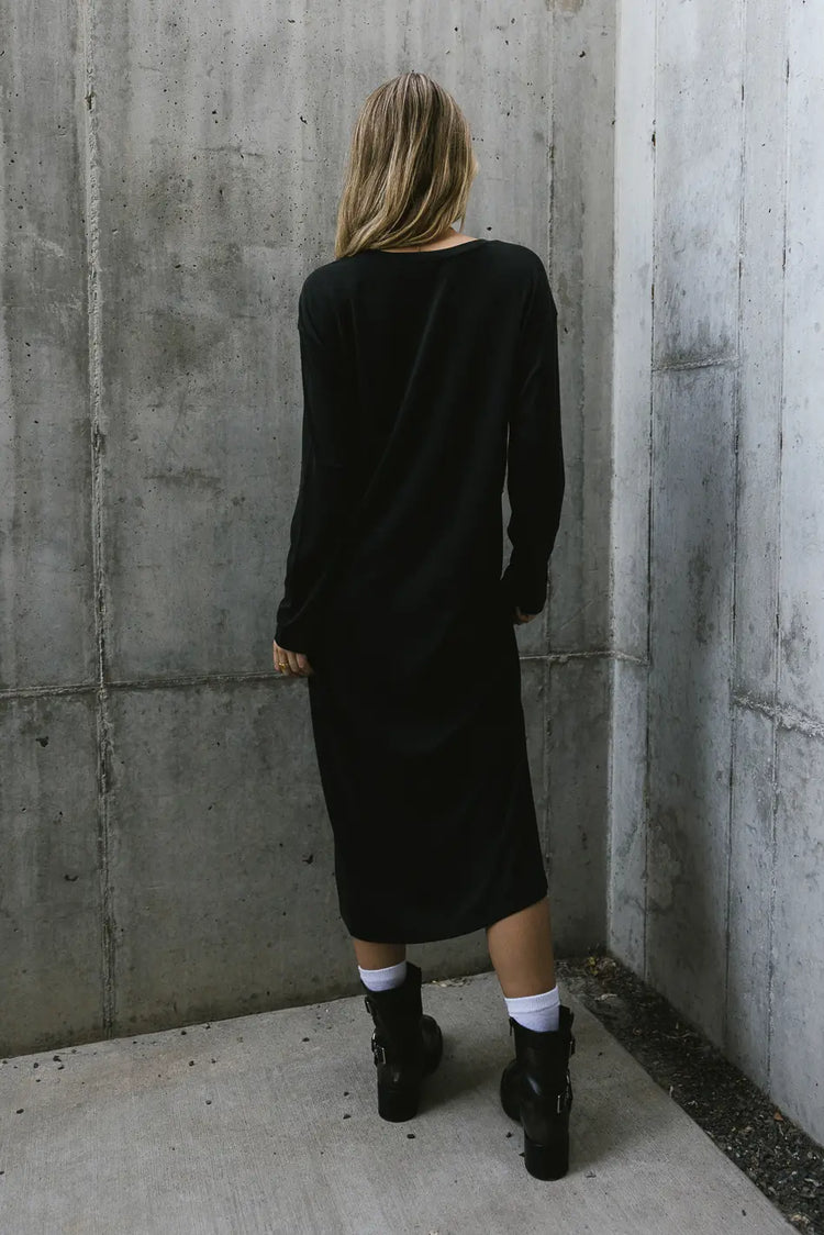 Oversized fitted T-Shirt dress in black 