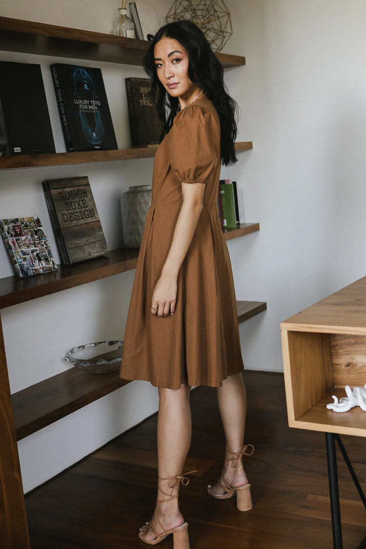 Pleated skirt puff sleeve dress in camel 