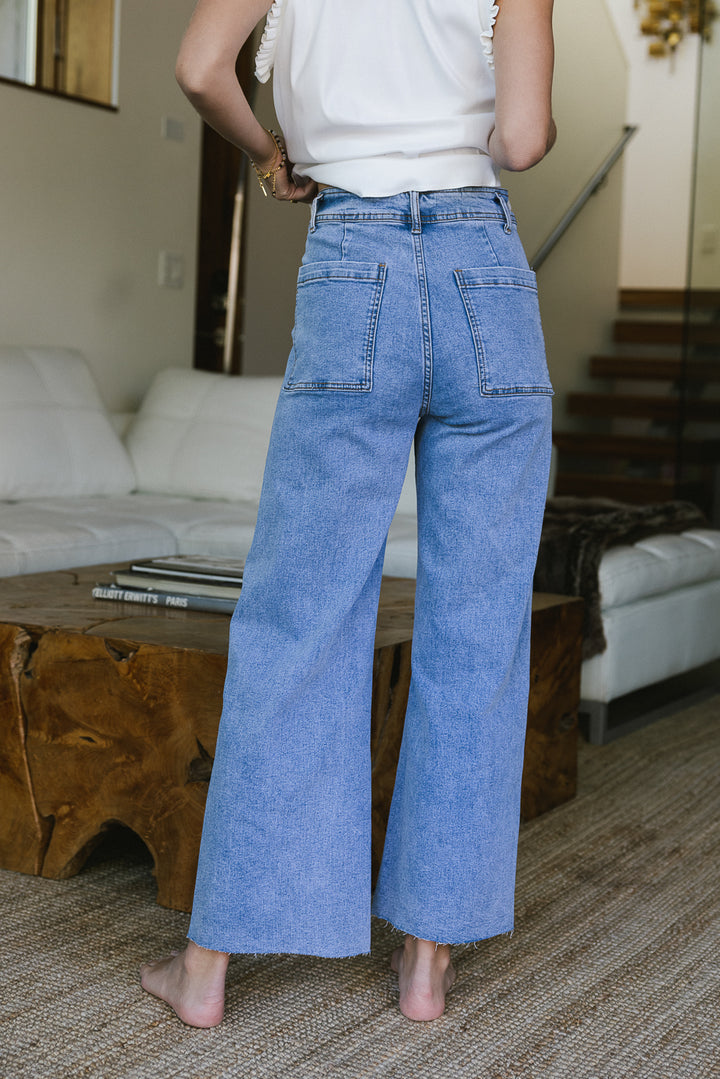 Denim Jeans: Shop Flare, Straight Leg & Wide-Leg Fits for Women | böhme