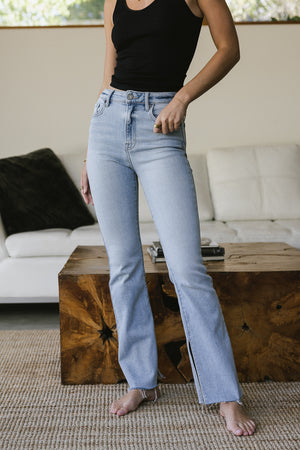 Ryan Bootcut Jeans in Light Wash