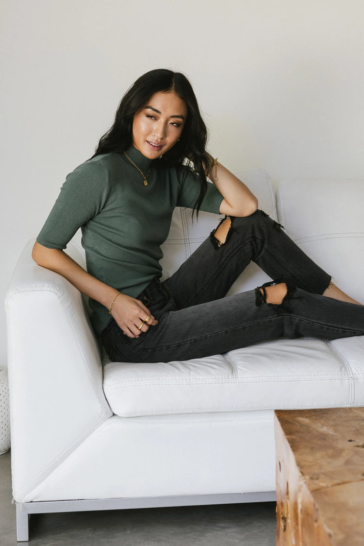 Mock neck sweater top in green 