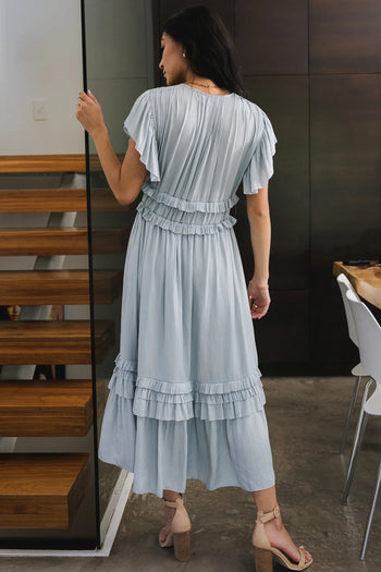 Ruffle detail waist dress in light blue 