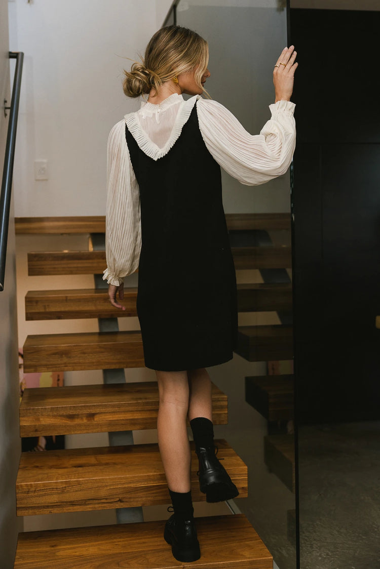 Knit pleated mini dress in black 