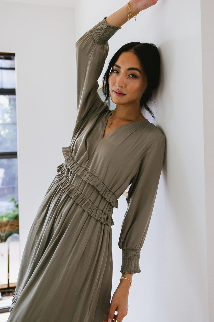 V-Neck ruffle sleeves dress in sage 