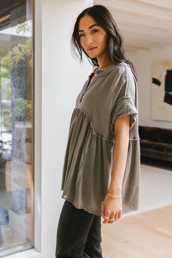 Rolled sleeves top in sage 