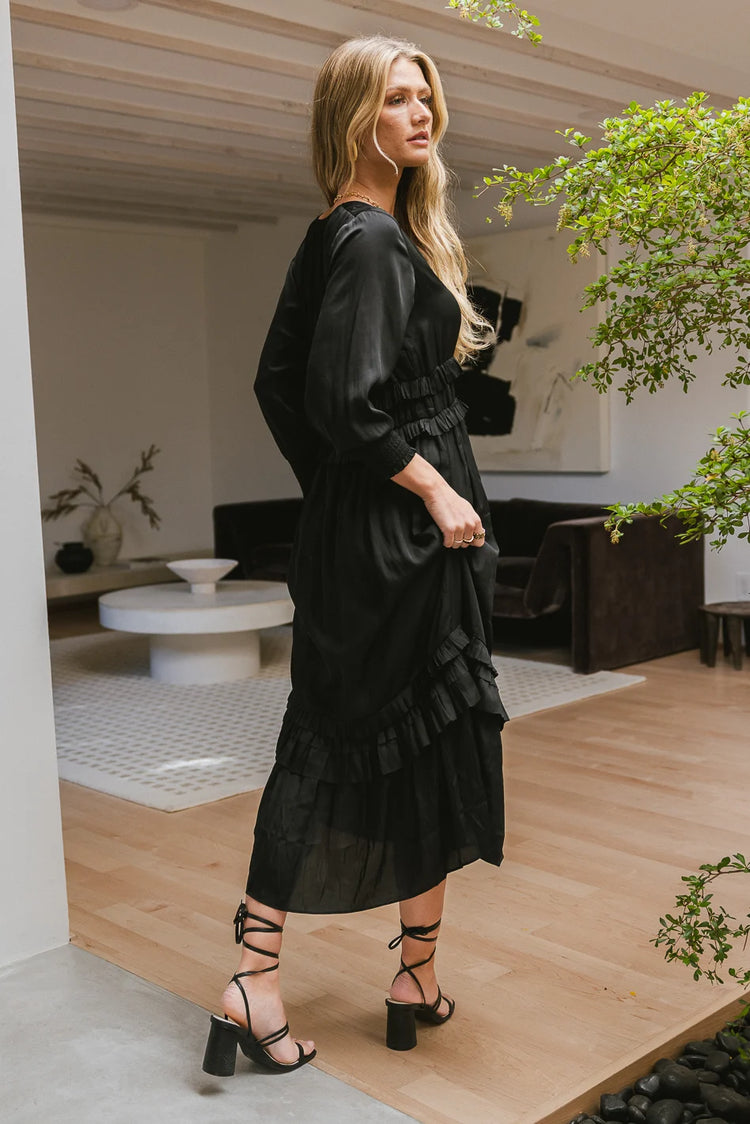 Willa Sleeved Ruffle Dress in Black - FINAL SALE | böhme