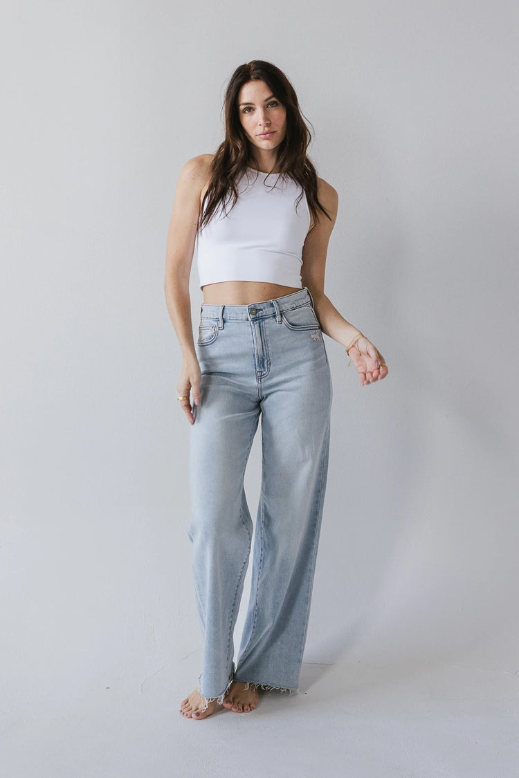 Two front pockets dad jeans in light wash 