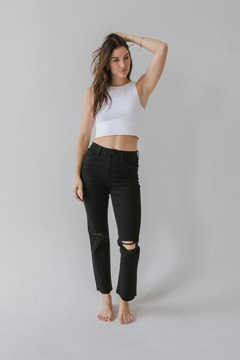 Two front pockets distressed jeans in black 