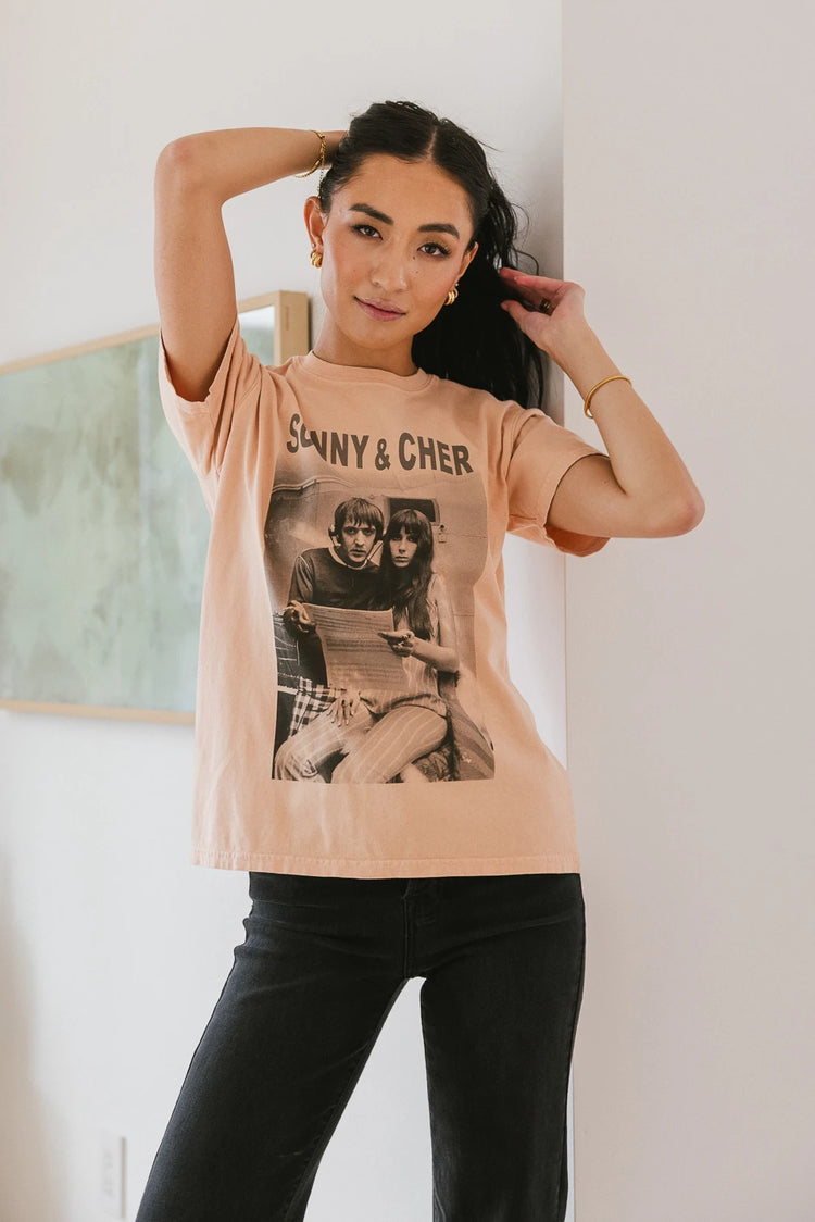 Graphic tee in peach 