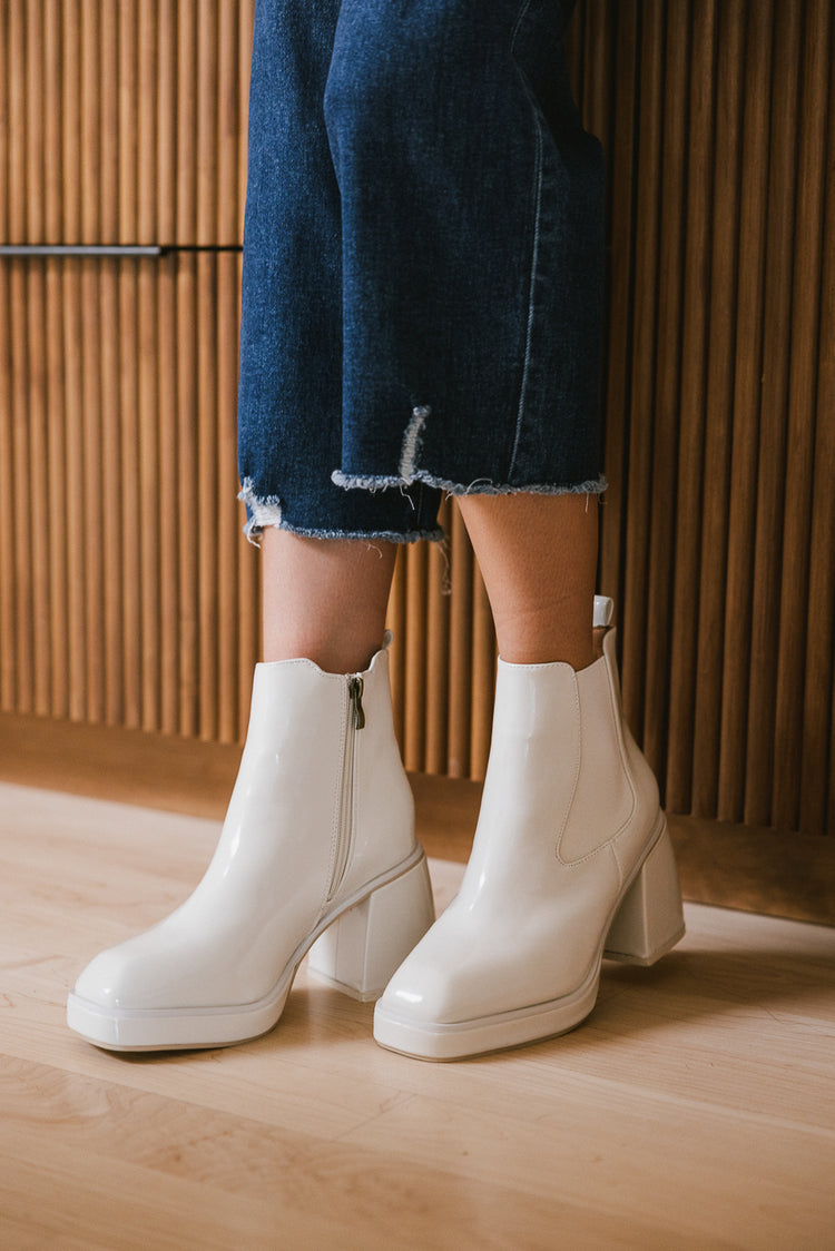 white boots with zipper