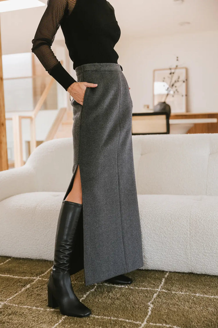 High rise wool skirt in grey 
