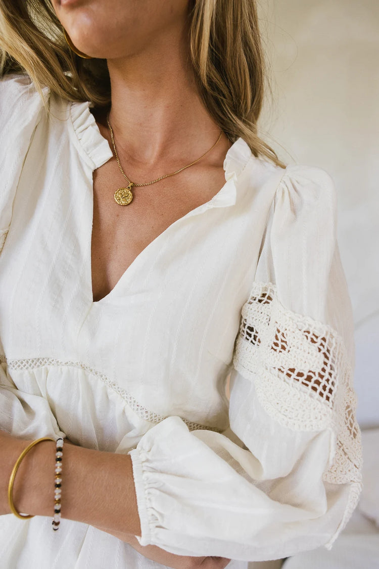Crochet detail sleeves blouse in cream 