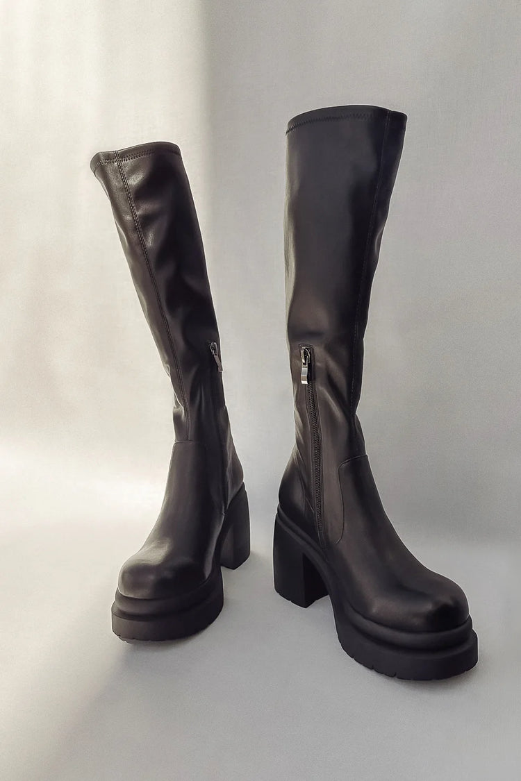 High block heel knee boots in black 