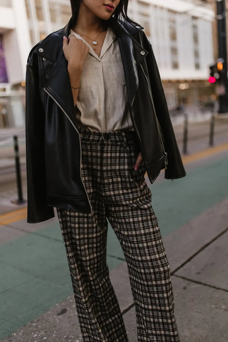 Plaid pants in cream and black 