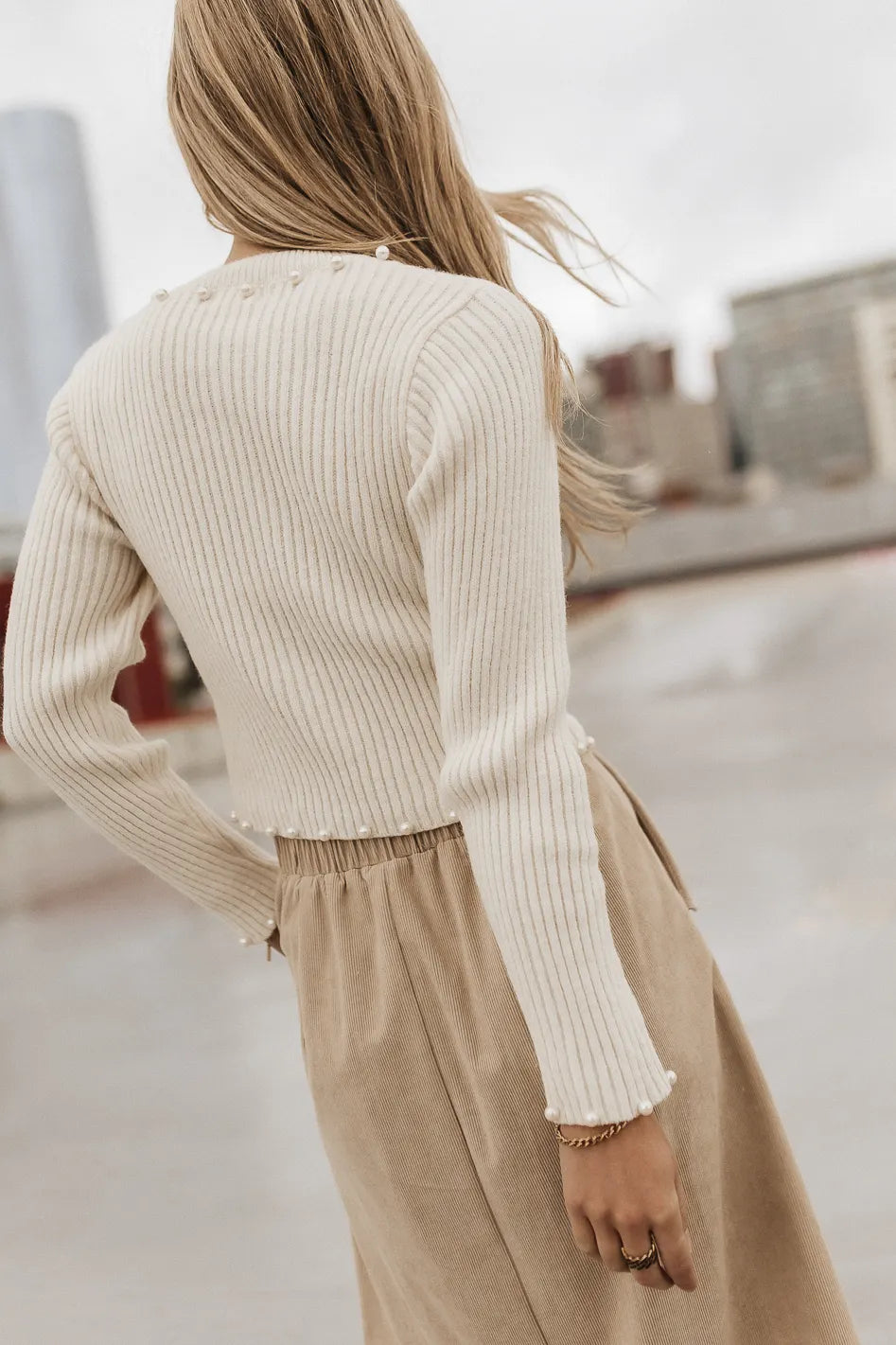 Jumper sales skirt cream