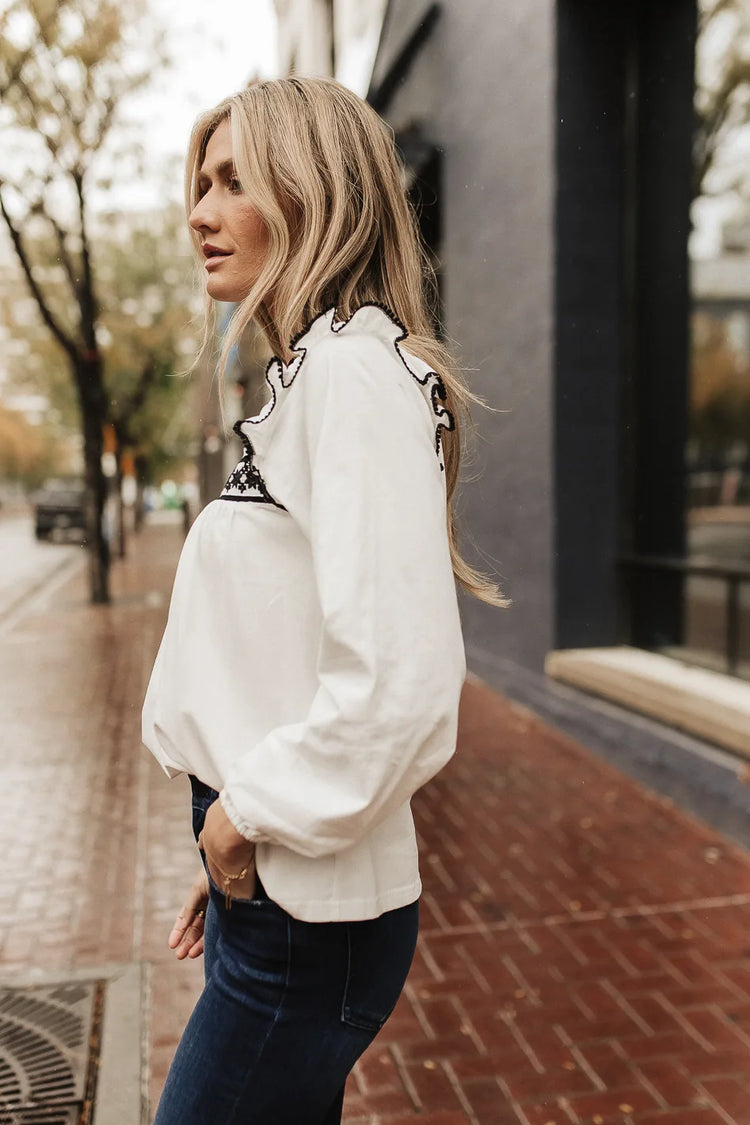 Long sleeves with ruffle shoulder embroidered blouse 
