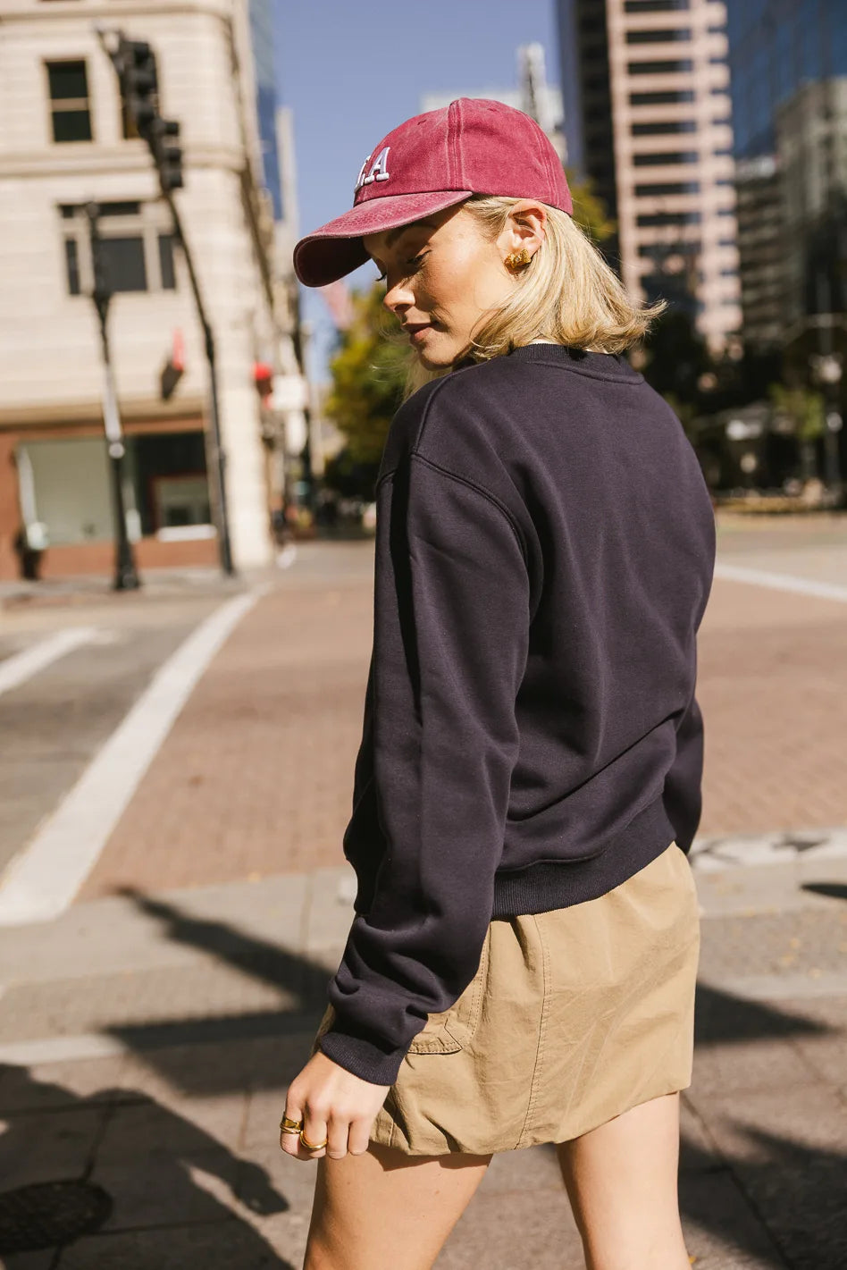 Long sleeves graphic sweatshirt in navy 