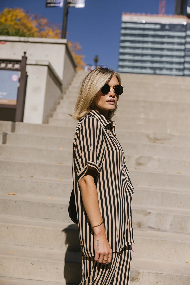 black and tan striped top 