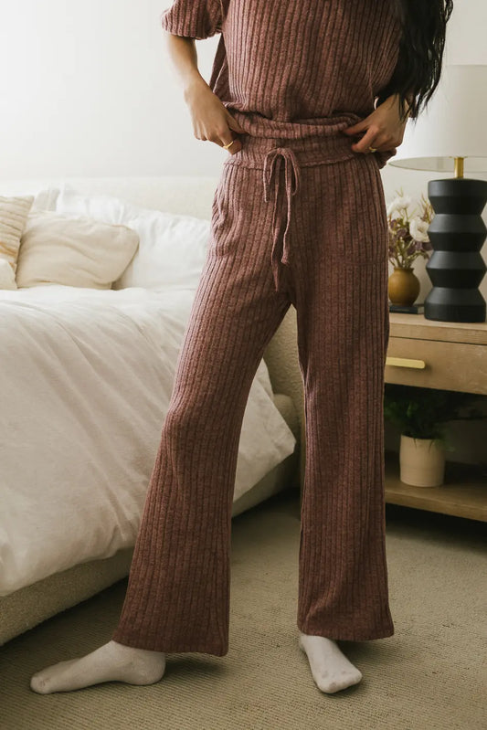 High waist ribbed pants in mauve 