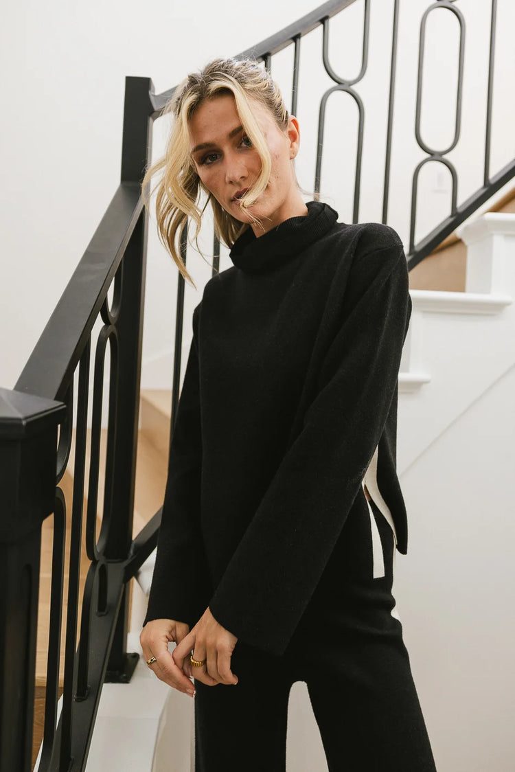 Turtleneck sweater in black