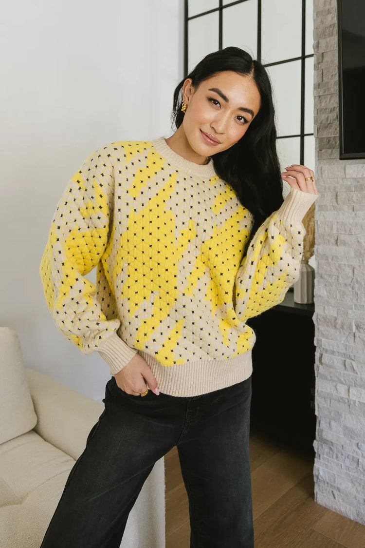 abstract sweater in yellow