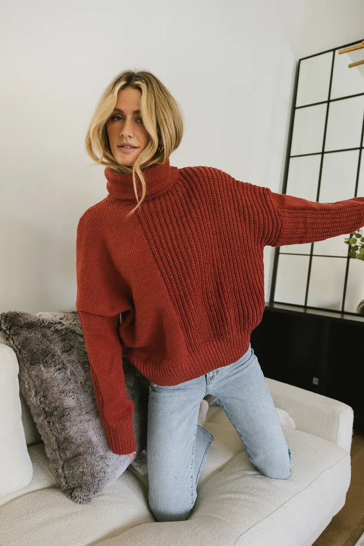 Catherine Turtleneck Sweater in Brick | böhme