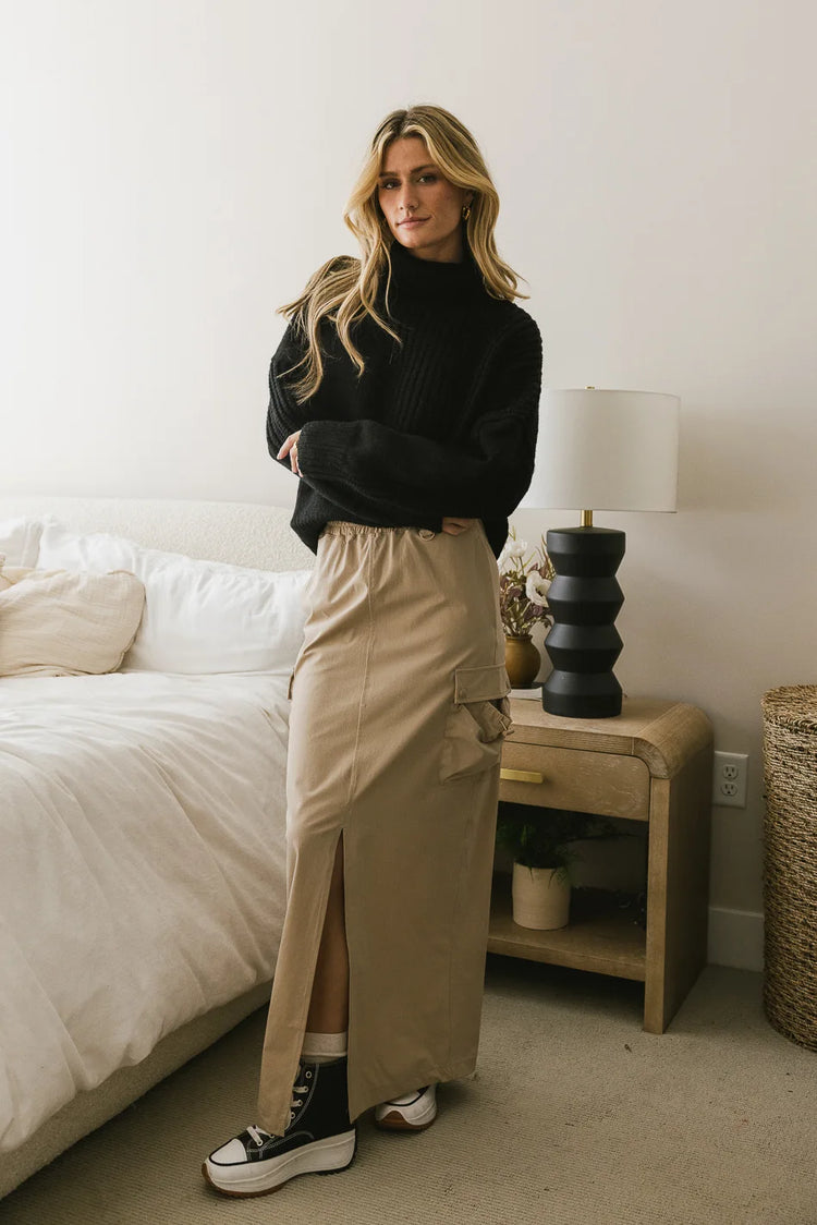 Cargo skirt in taupe 